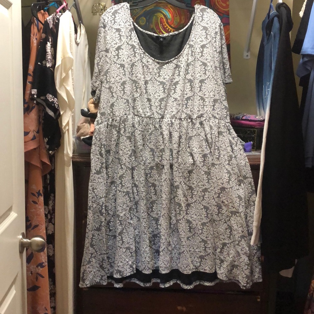 Black and White dress from Torrid (4)